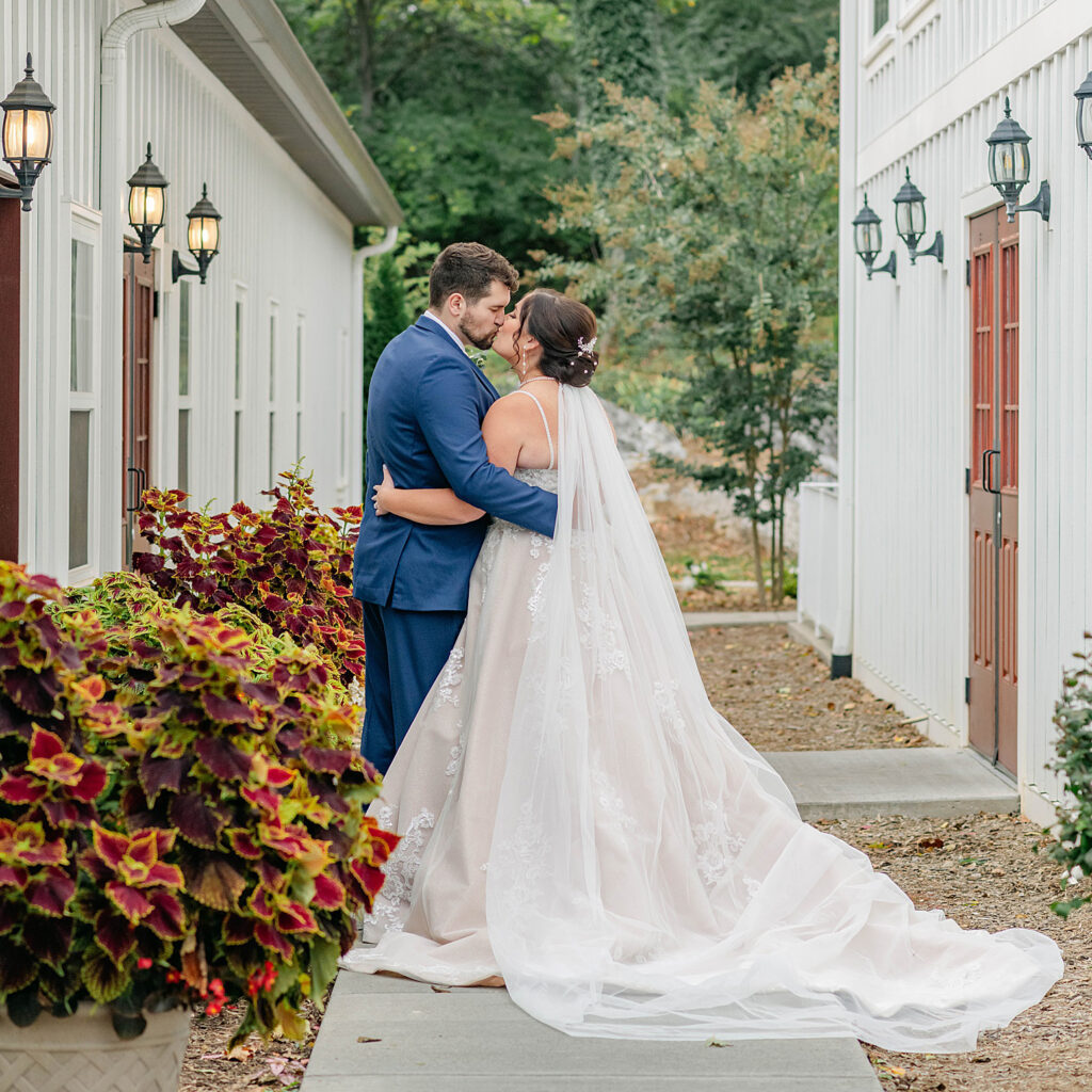 Historic Rosemont Springs Wedding in Berryville VA
